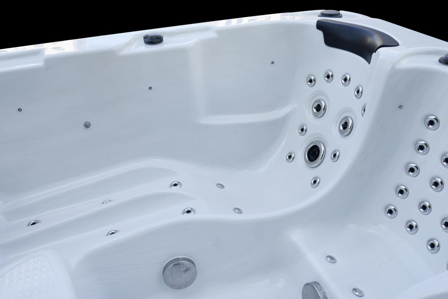 Superior Wellness Swim Spa- Pulse - Everything Wellness