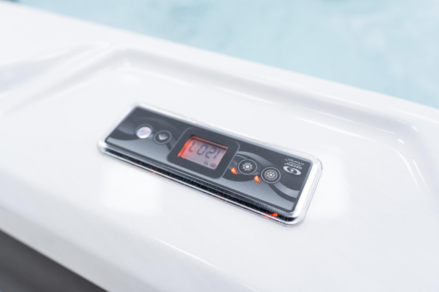 Superior Wellness 7 Seater Hot Tub - Haven - Everything Wellness