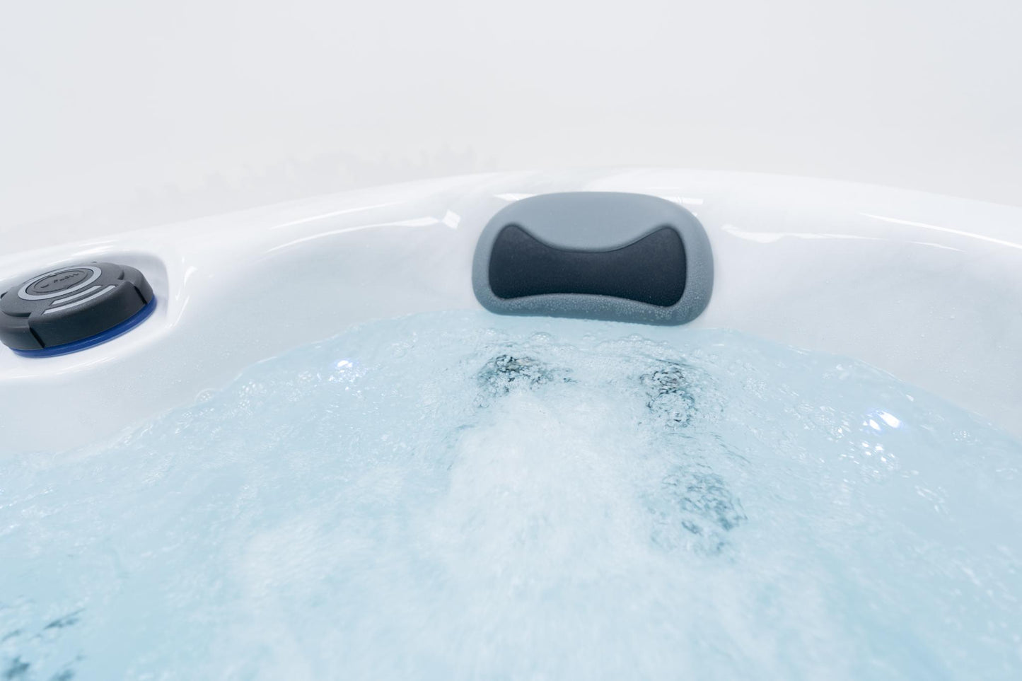 Superior Wellness 7 Seater Hot Tub - Haven - Everything Wellness