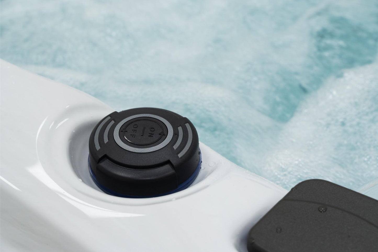 Superior Wellness 5 Seater Hot Tub- Luna - Everything Wellness