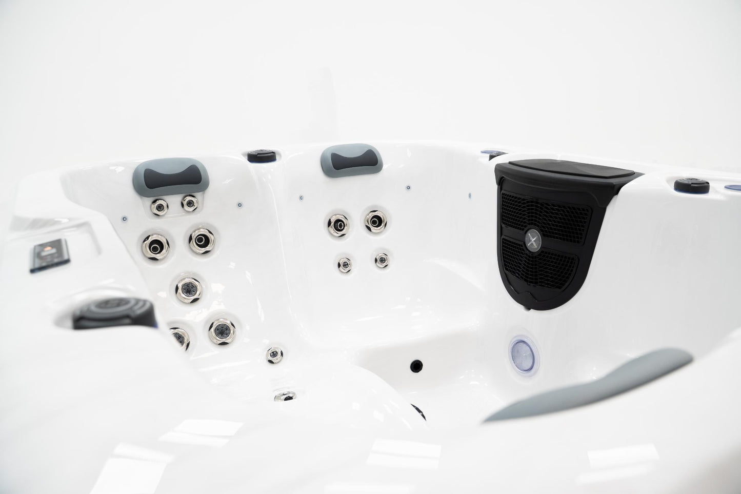 Superior Wellness 3 Person Hot Tub- Essence - Everything Wellness