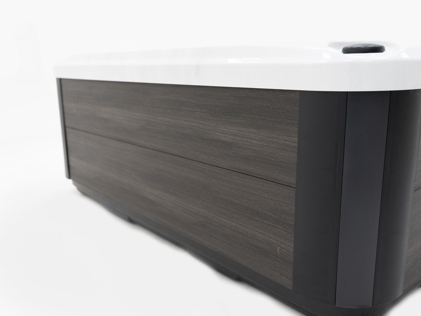 Superior Wellness 7 Seater Hot Tub- Eclipse - Everything Wellness