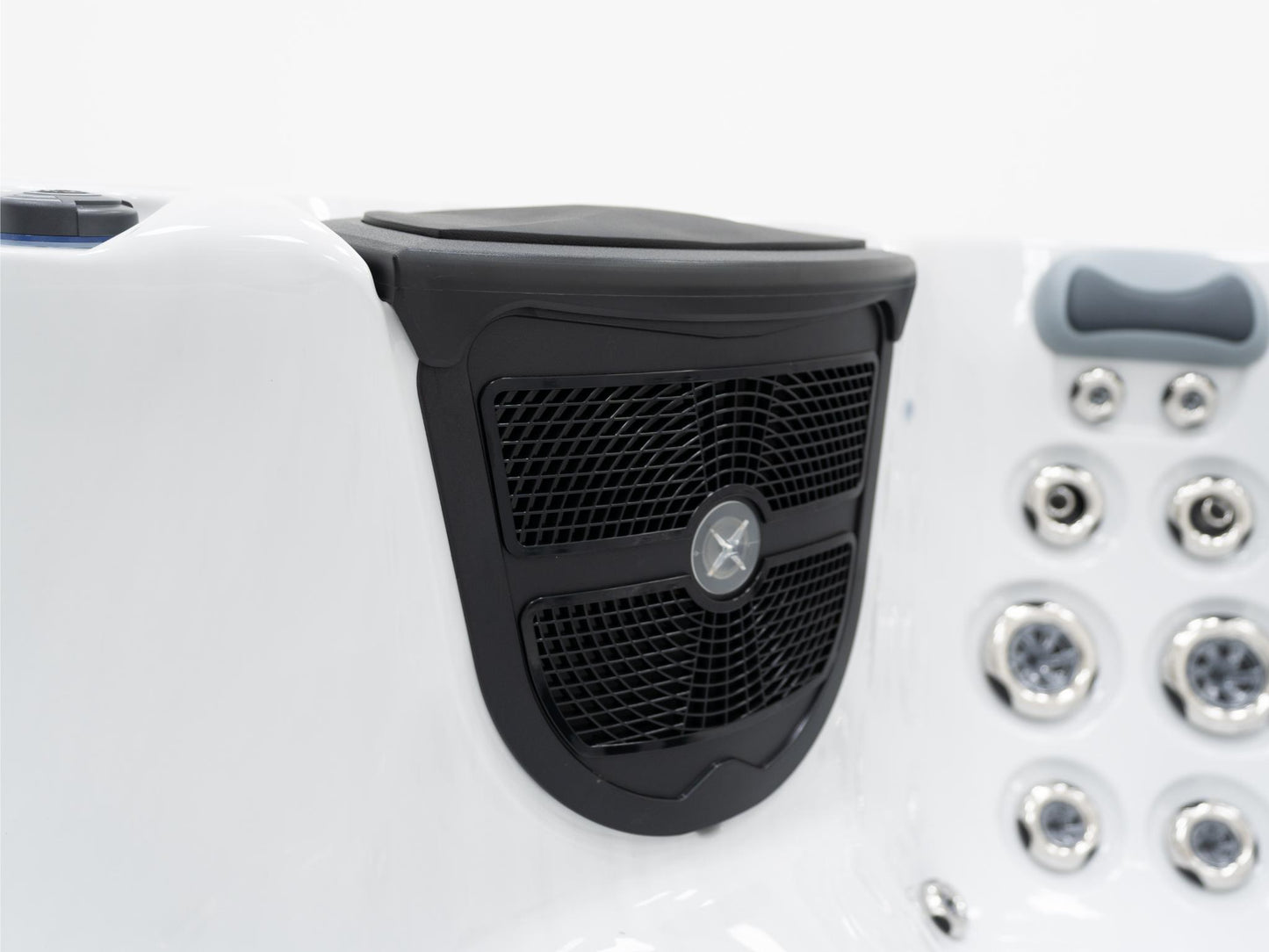 Superior Wellness 7 Seater Hot Tub- Eclipse - Everything Wellness