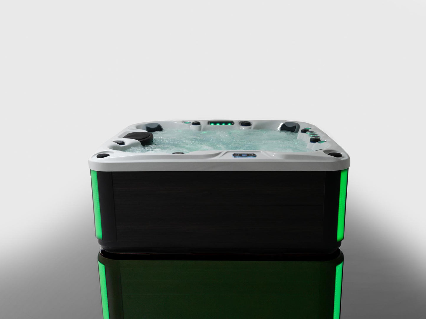 Superior Wellness 7 Seater Hot Tub- Eclipse - Everything Wellness