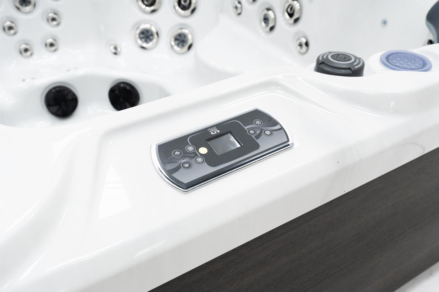 Superior Wellness 5 Seater Hot Tub- Aurora - Everything Wellness