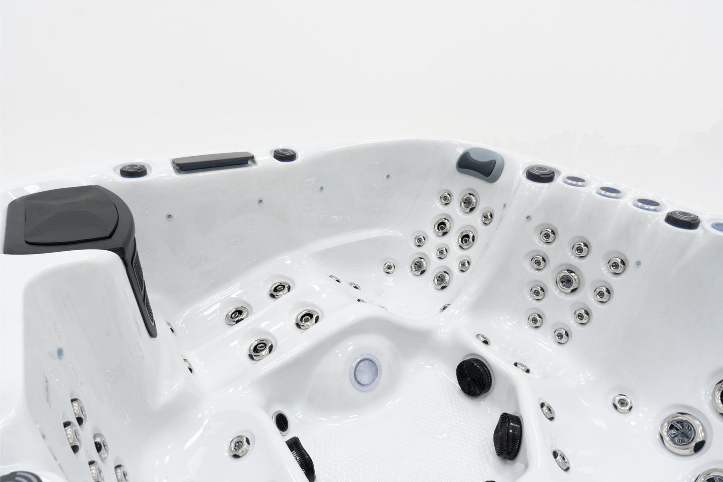 Superior Wellness 5 Seater Hot Tub- Aurora - Everything Wellness