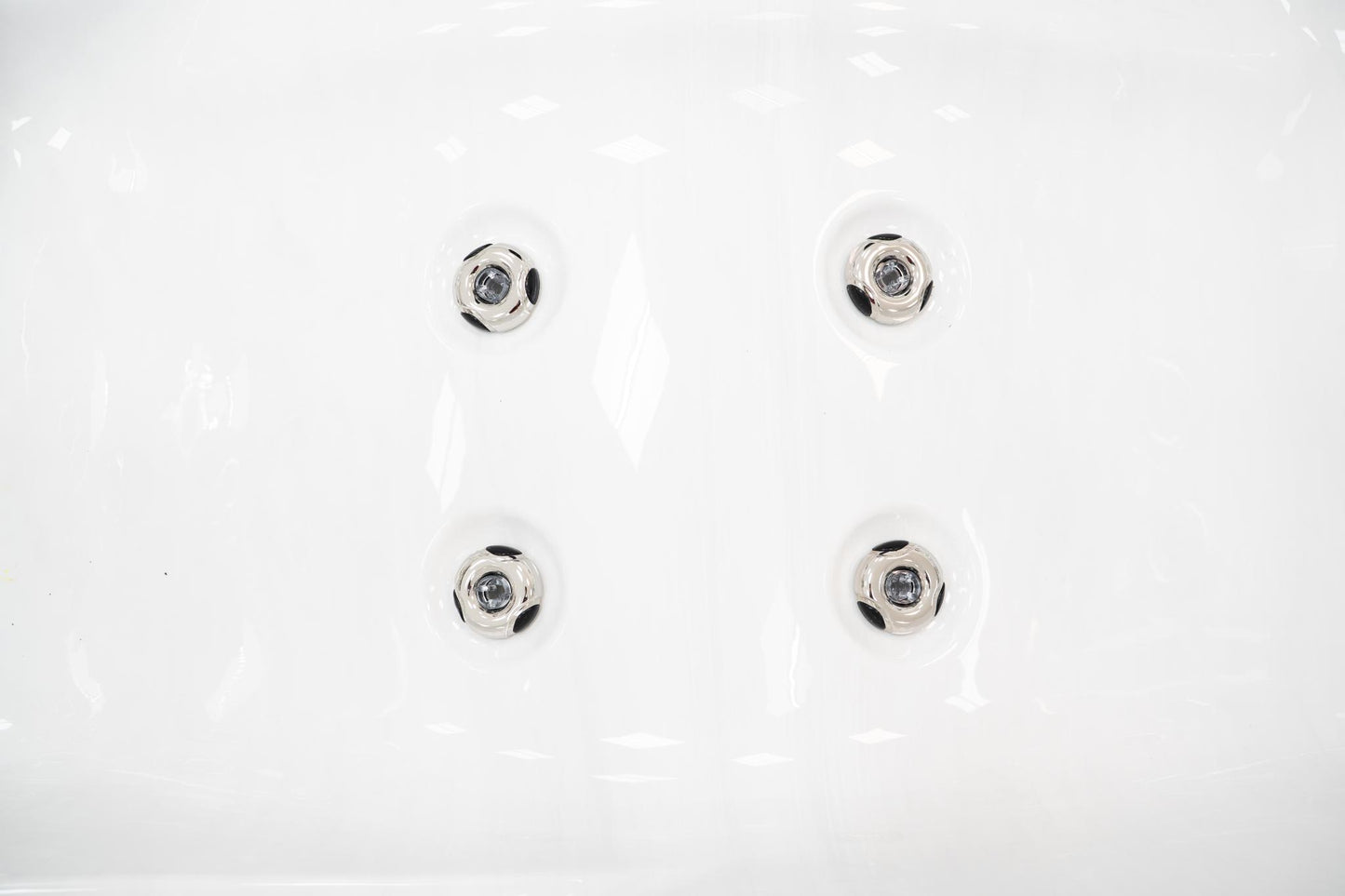 Superior Wellness 3 Person Hot Tub- Essence - Everything Wellness