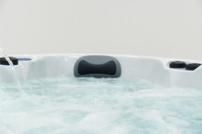 Superior Wellness 5 Seater Hot Tub- Luna - Everything Wellness