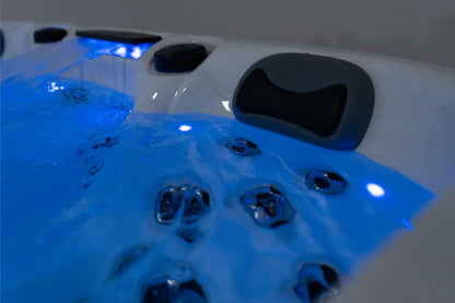 Superior Wellness 6 Seater Hot Tub- Zenith - Everything Wellness
